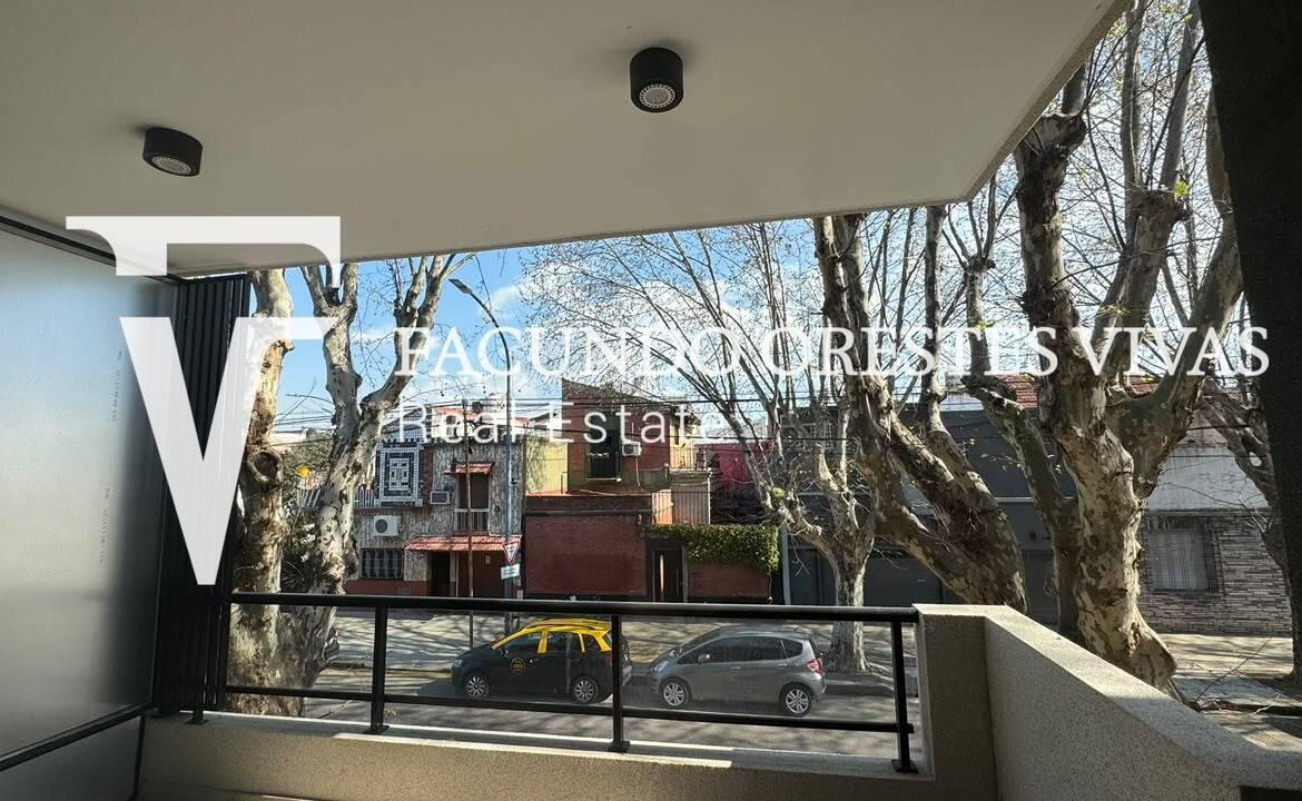 VENTA-PH-CUATRO AMBIENTES-A ESTRENAR-COCHERA-PARRILLA-BALCON-PATIO-MATADEROS