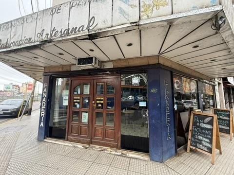 ALQUILER – LOCAL ESQUINA – DOBLE ENTRADA – PLANTA BAJA – CIUDADELA