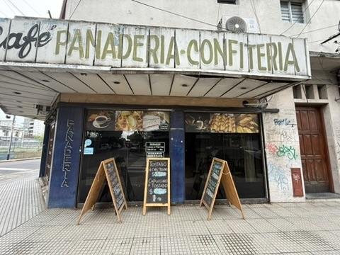 ALQUILER – LOCAL ESQUINA – DOBLE ENTRADA – PLANTA BAJA – CIUDADELA
