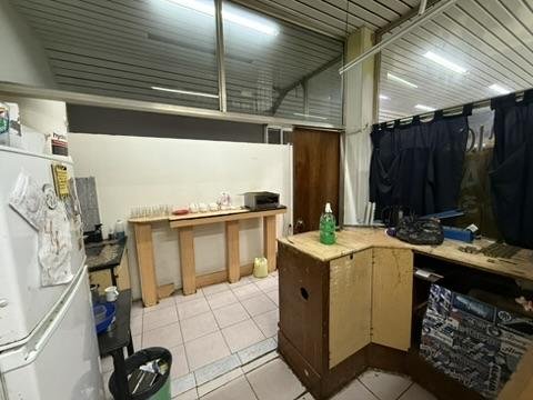 ALQUILER – LOCAL ESQUINA – DOBLE ENTRADA – PLANTA BAJA – CIUDADELA