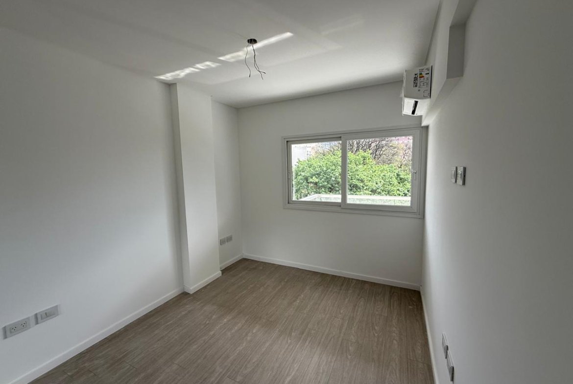 ALQUILER – DEPARTAMENTO – DOS AMBIENTES – FRENTE – AIRE ACONDICIONADO – VILLA LURO