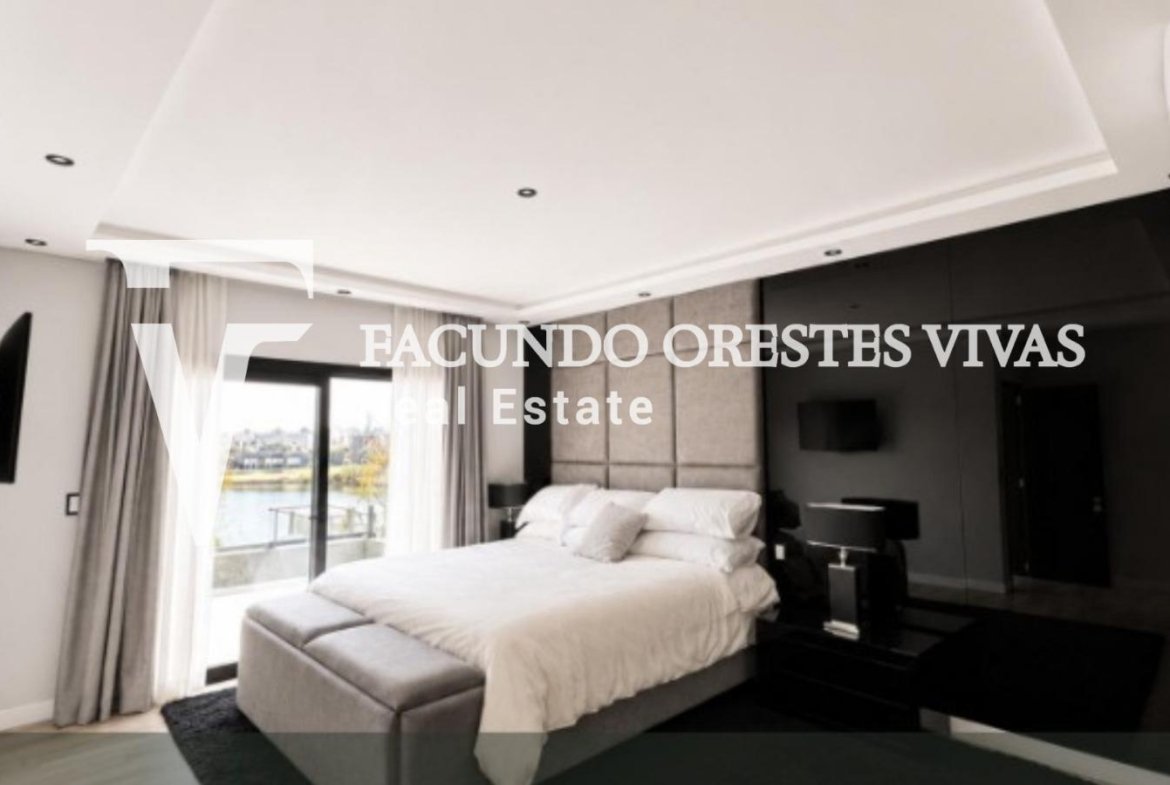 VENTA-CASA-SEIS AMBIENTES-PILETA-PARRILLA-VISTA AL LAGO-BARRIO PRIVADO-SEGURIDAD-ESCOBAR