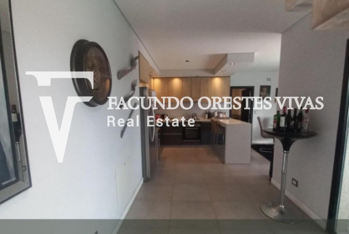 VENTA-CASA-SEIS AMBIENTES-PILETA-PARRILLA-VISTA AL LAGO-BARRIO PRIVADO-SEGURIDAD-ESCOBAR
