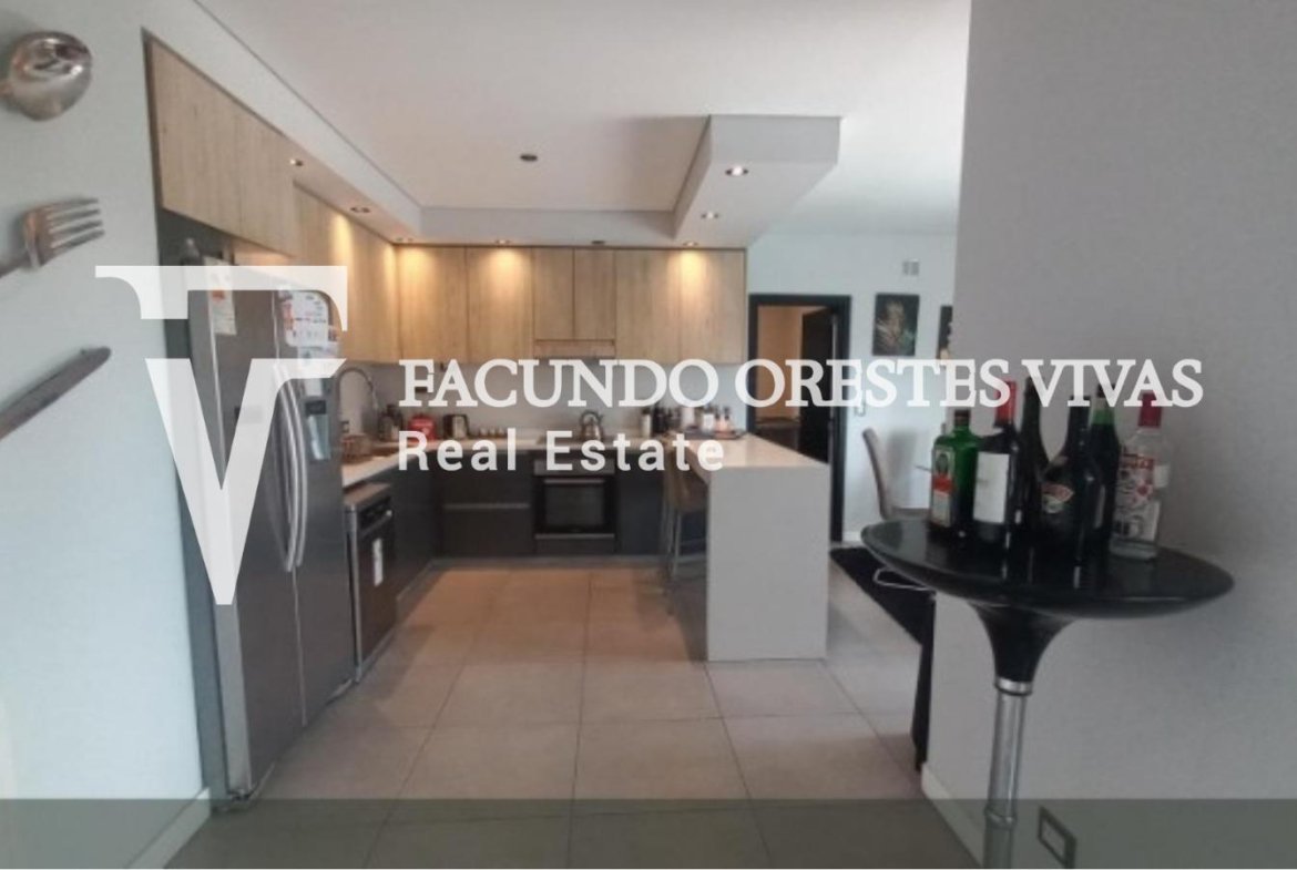 VENTA-CASA-SEIS AMBIENTES-PILETA-PARRILLA-VISTA AL LAGO-BARRIO PRIVADO-SEGURIDAD-ESCOBAR