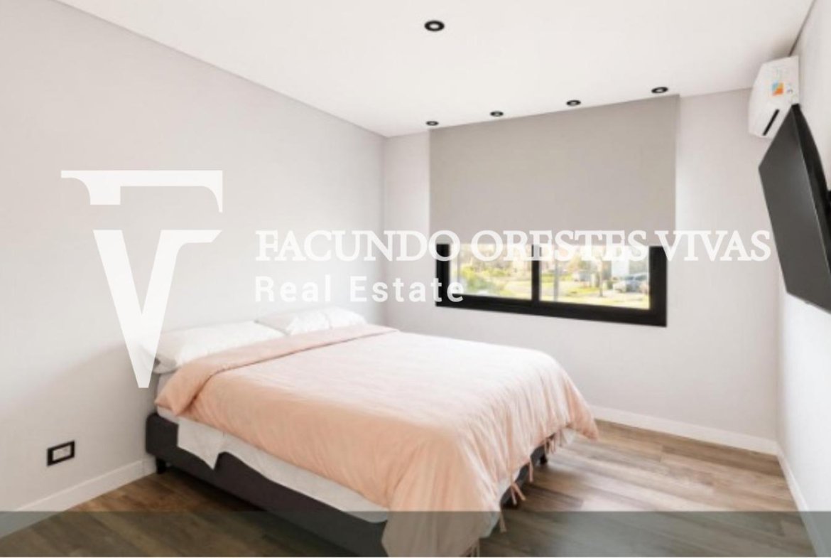 VENTA-CASA-SEIS AMBIENTES-PILETA-PARRILLA-VISTA AL LAGO-BARRIO PRIVADO-SEGURIDAD-ESCOBAR