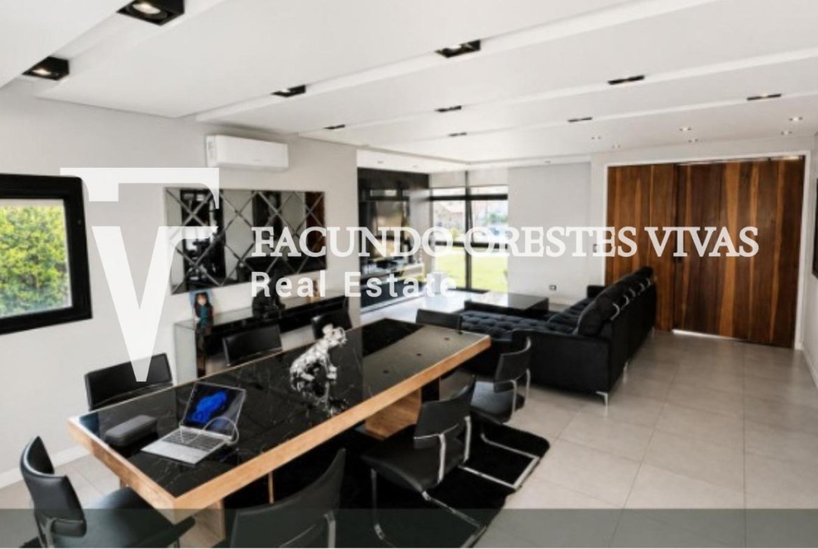 VENTA-CASA-SEIS AMBIENTES-PILETA-PARRILLA-VISTA AL LAGO-BARRIO PRIVADO-SEGURIDAD-ESCOBAR